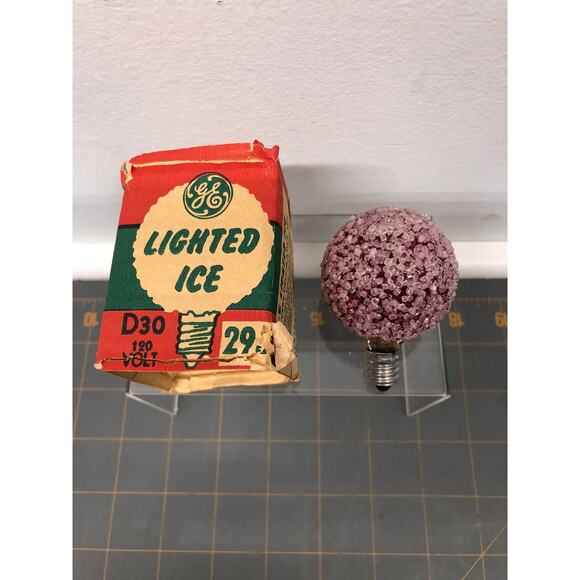 Vintage GE Lighted Ice Sugar Christmas Light Bulb Original Box Tested and works - Picture 1 of 4